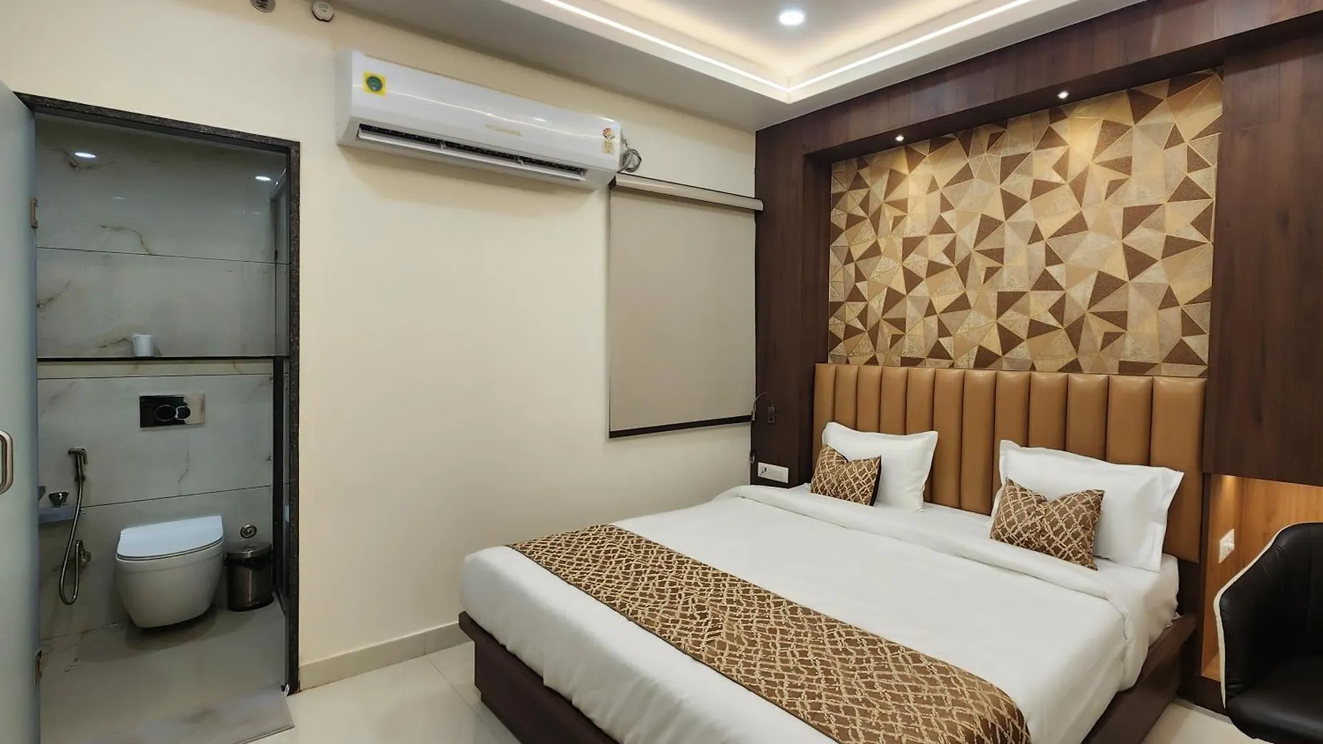 Kashi Vilaa Varanasi 3*,