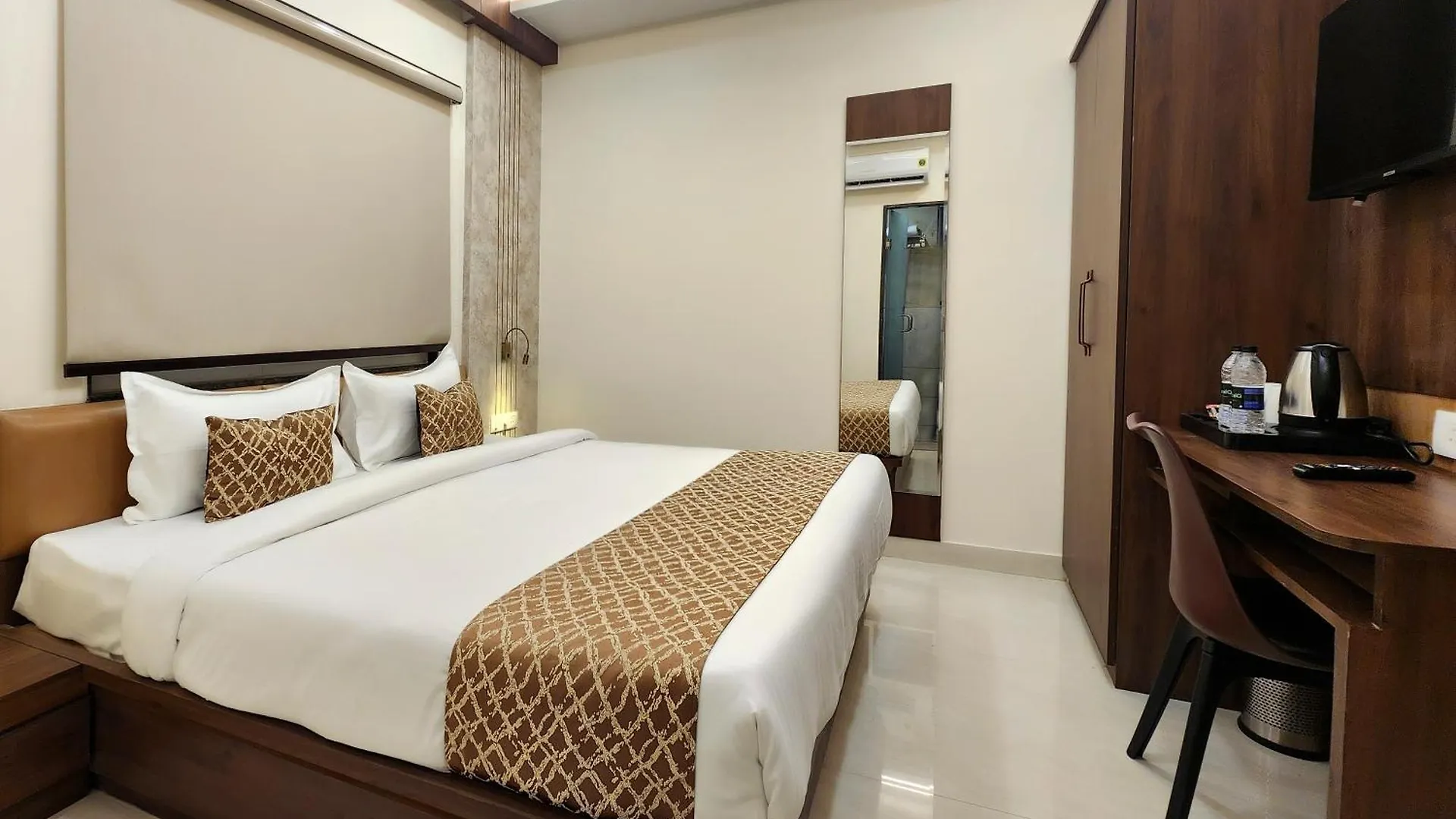 *** Hotel Kashi Vilaa Varanasi India